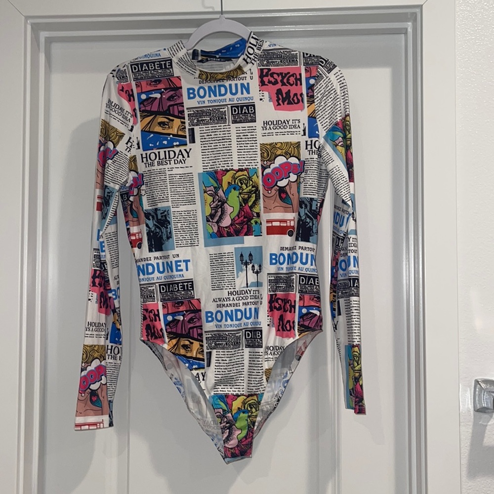 Newspaper design bodysuit size (L)